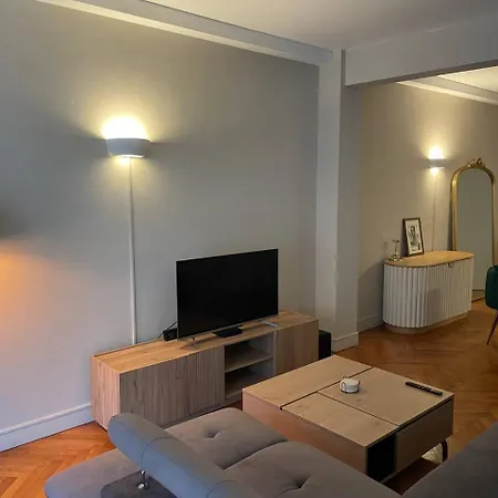 Cozy Flat In Gæstehus *