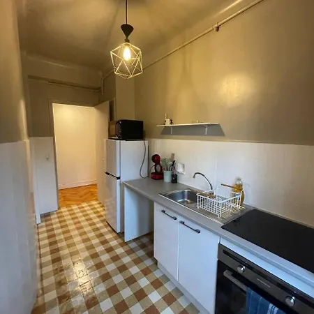 Cozy Flat In *