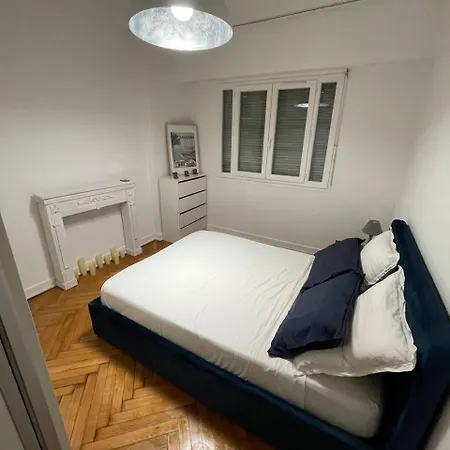 Cozy Flat In *